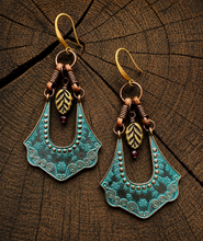 Load image into Gallery viewer, Boho Fan Patina &amp; Garnet Leaf Earrings