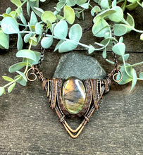 Load image into Gallery viewer, Mona Labradorite Elven Pendant Necklace