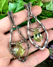 Load image into Gallery viewer, Open Hammered Copper Green Amethyst Pendant Necklace
