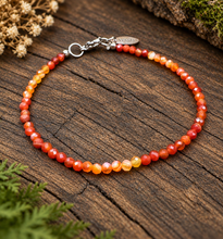 Load image into Gallery viewer, Falls Sunrise Carnelian Agate Bracelet
