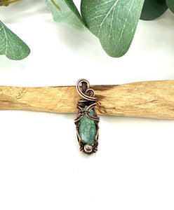Raw Aquamarine Minimal Copper Wire Wrapped Pendant Necklace