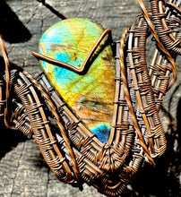 Load image into Gallery viewer, The Lattice Collar Necklace