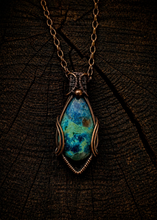 Load image into Gallery viewer, The Fey Pendant