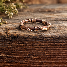 Load image into Gallery viewer, Gold &amp; Copper Intertwine Stacking Ring