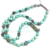 Load image into Gallery viewer, Mood Bead Turquoise &amp; Druzy Knotted Necklace